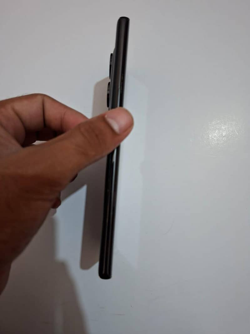 Redmi note 14 Pro 5