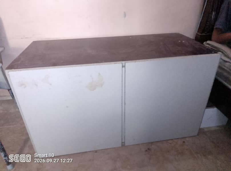 cupboard 0
