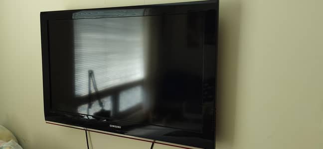 Samsung 41 inch led tv