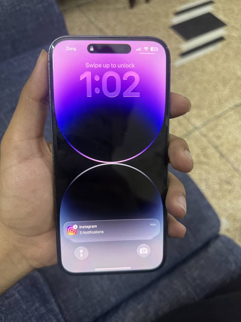 Apple iPhone 14 Pro Max 6