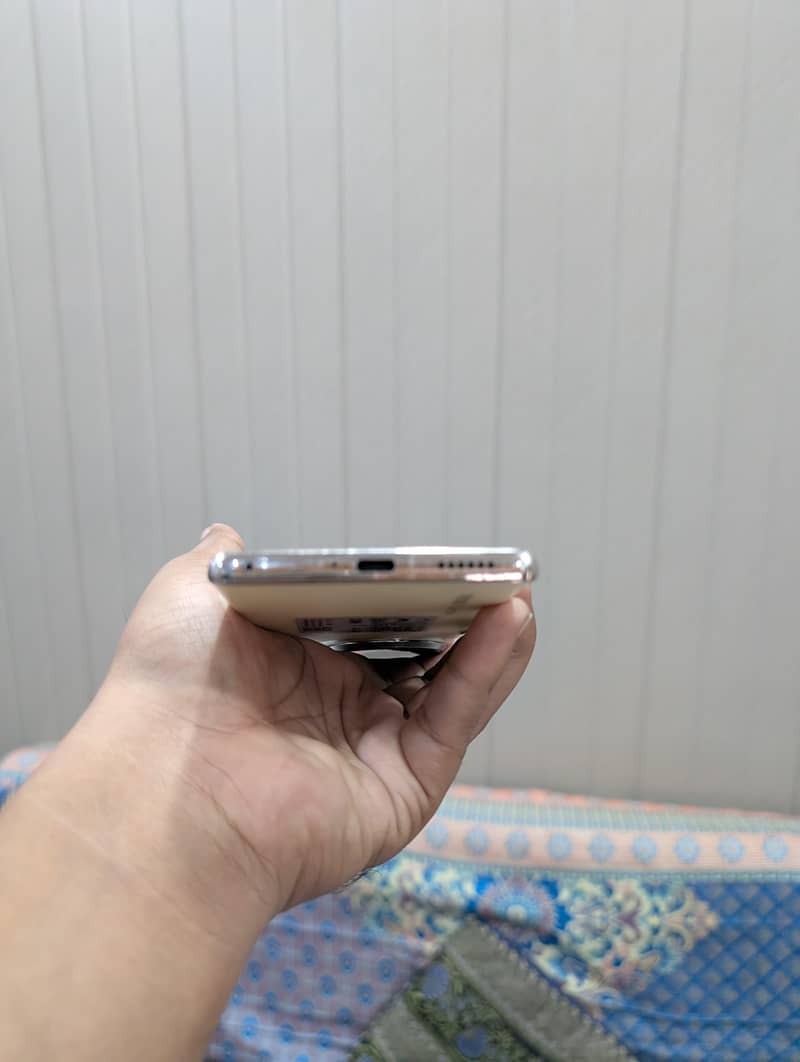 Tecno CAMON 30S 3