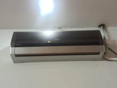 10/10 condition 03027100095