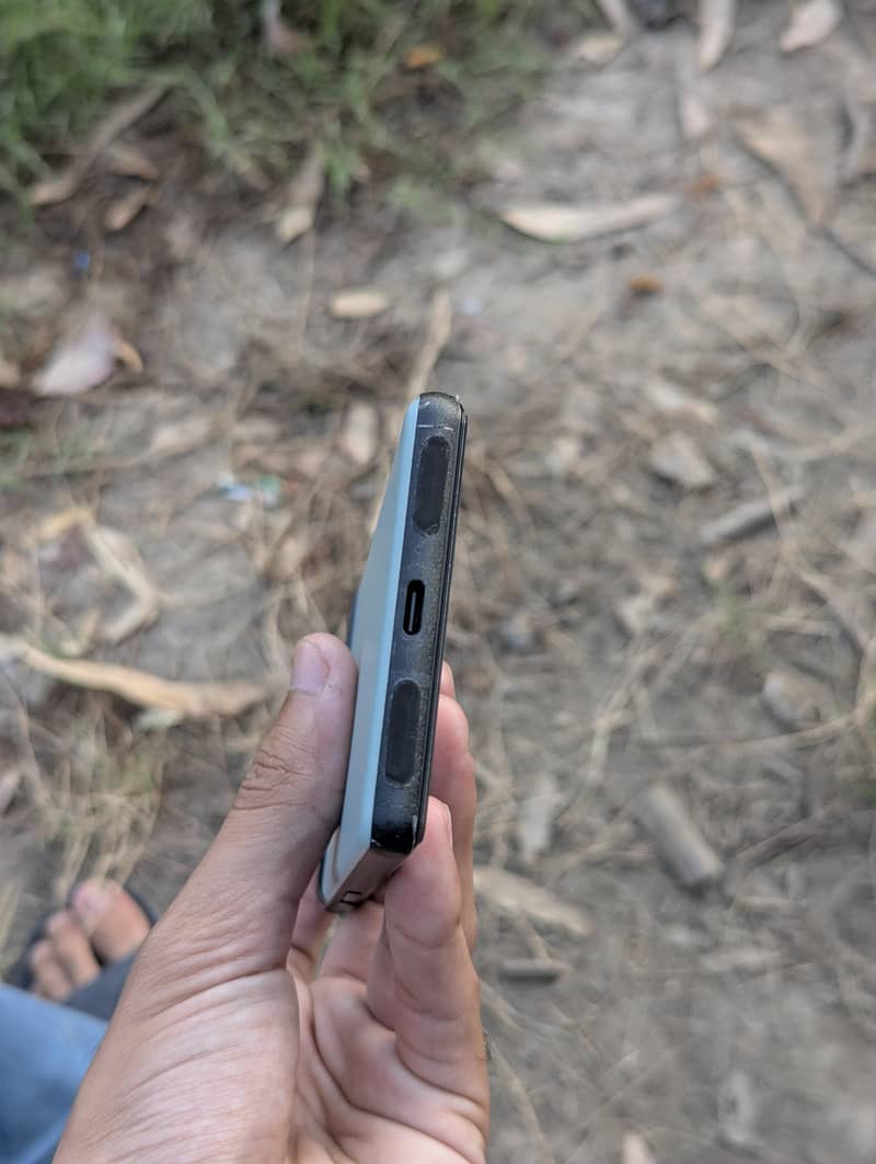 Google Pixel 6a 5
