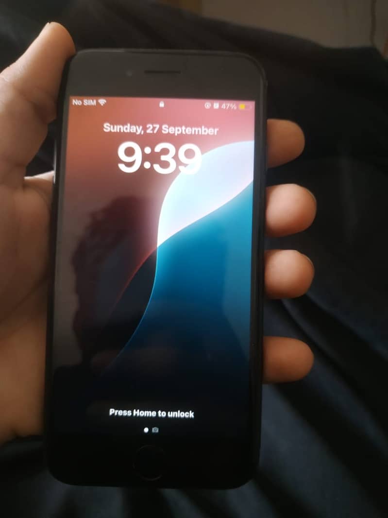 Apple iPhone SE 6