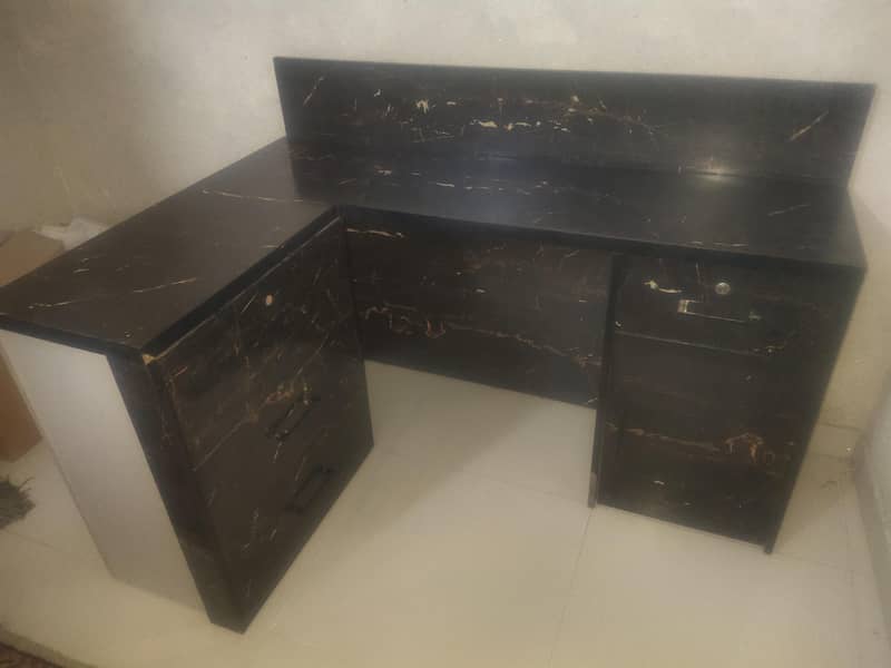 Office table desk 0