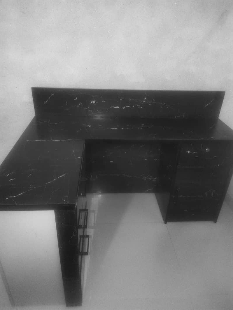 Office table desk 2