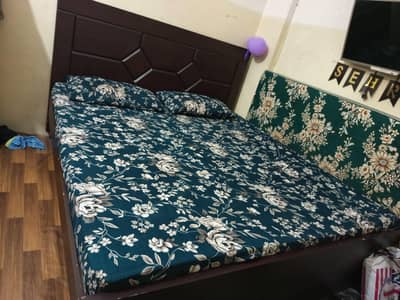 KING SIZE BED with Mattress