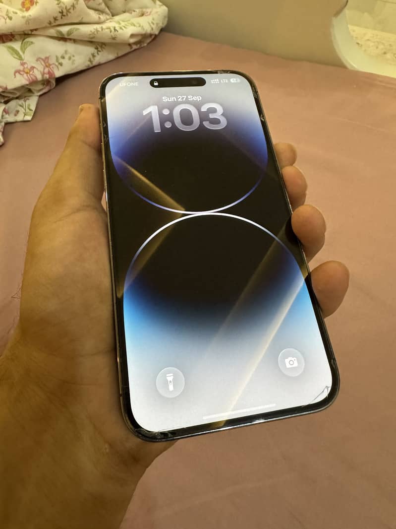 Apple iPhone 14 Pro Max 0