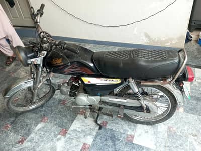 Road Price 70 Classic 2023 Model Good Condition Road Price 70 Classic 2023 Model Good Condition