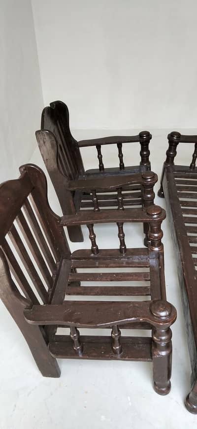 Pure Wooden sofa set in black color