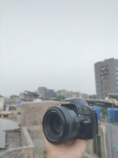 nikon d3200 with 50mm autofocus mic option all ok