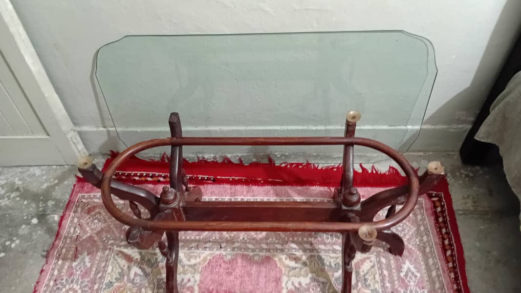 Glass table 1
