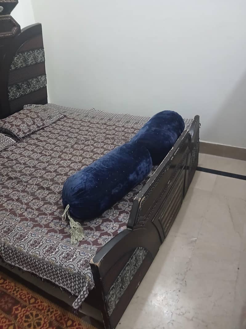 bed set with dressing sofa cupboard 1