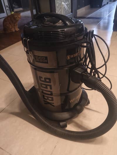 good condition vaccun cleaner