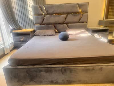 Beautiful Wooden Bed with side tables for Sale – Excellent Condition