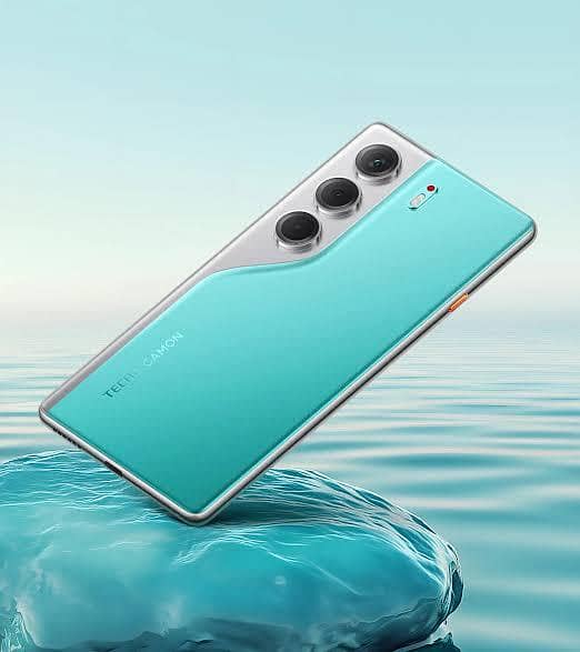 Tecno CAMON 40 Pro 0