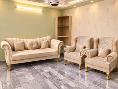 Slightly Used 5 Seater Sofa Set in karachi 03351009701