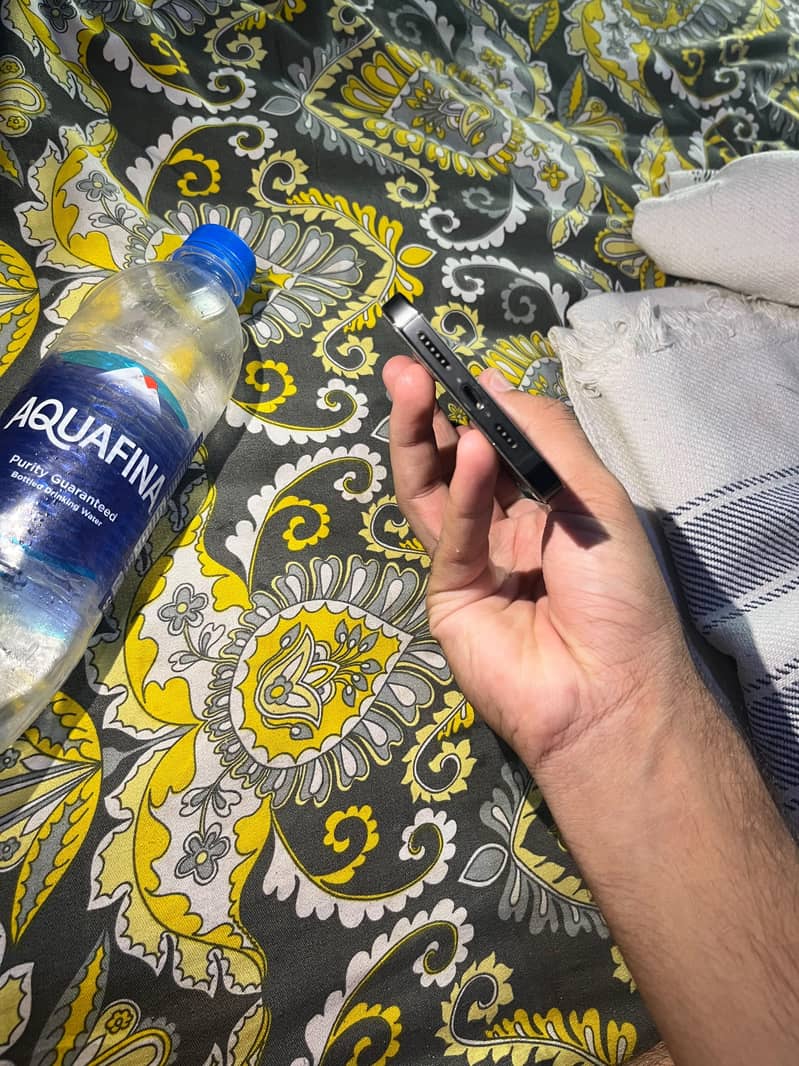 Apple iPhone 14 Pro Max 3
