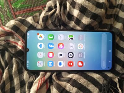 Samsung Mobile A06
