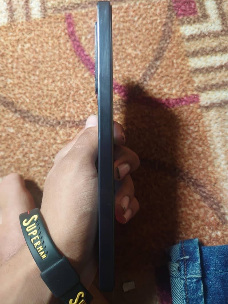 Infinix Note 40 4