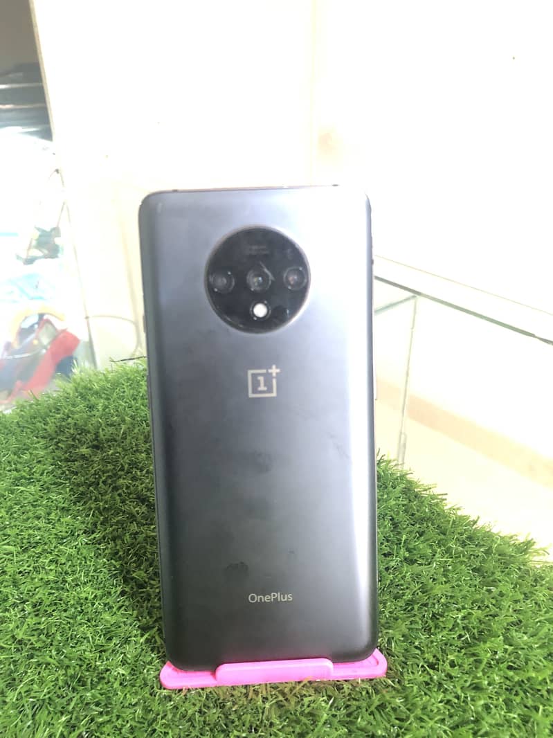 One Plus 7T 1