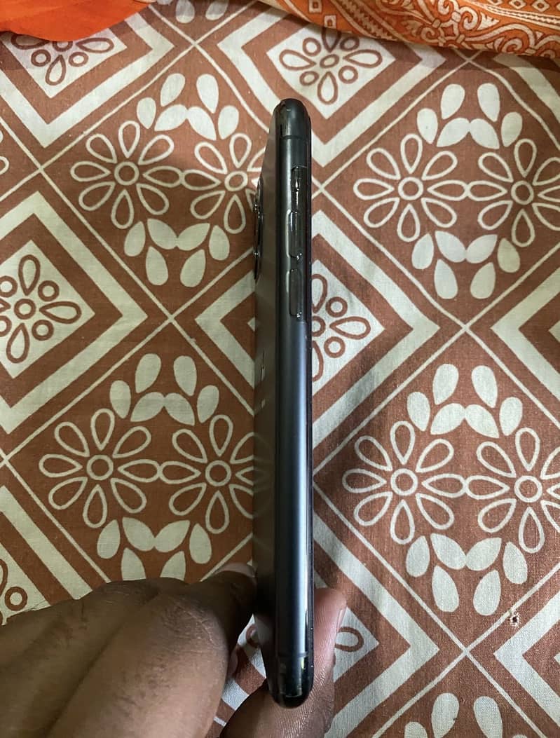 Apple iPhone 11 Pro 5