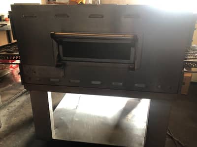 Middle By marshal conyear oven  Urgent For sale only 850000