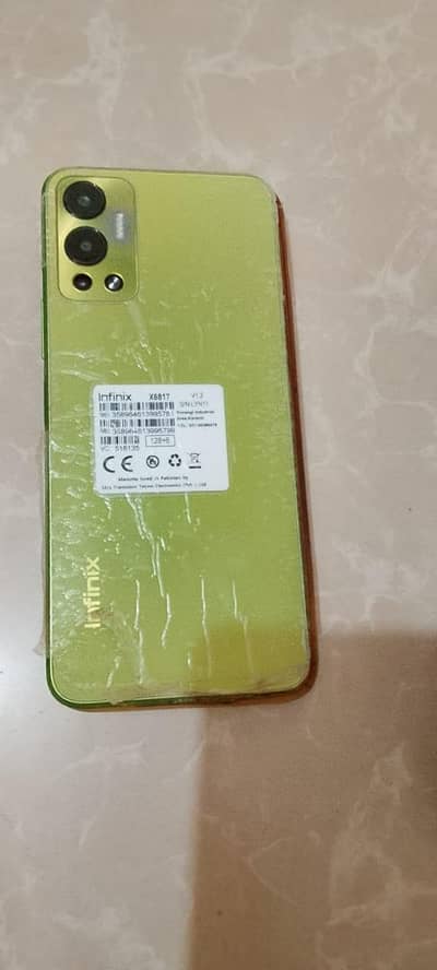 Infinix Hot 12