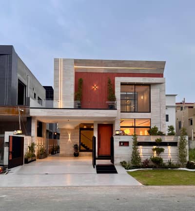 10 MARLA ELEGANT AND FULLY MAINTAINED SUPER HOT LOCATED BUNGALOW IS AVAILABLE IN THE BEST BLOCK OF DHA LAHORE.