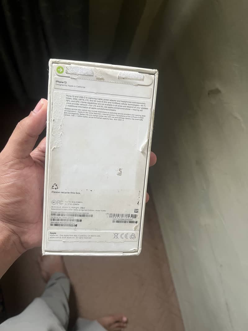 Apple iPhone 13 1