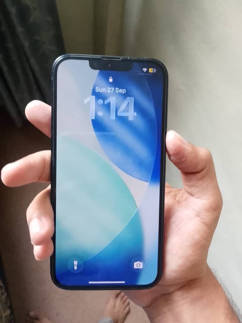 Apple iPhone 13 2