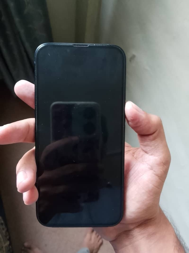 Apple iPhone 13 6