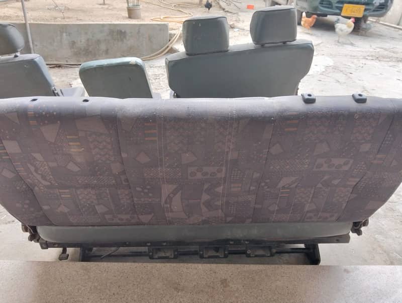 Van seats 1