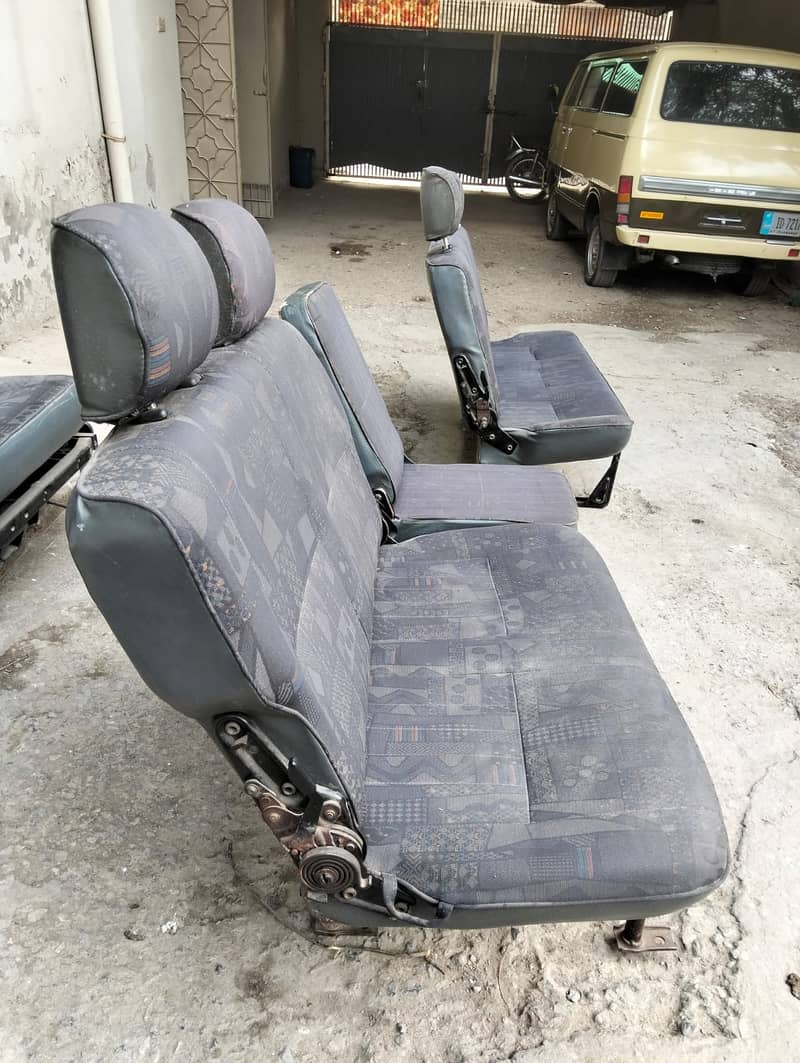 Van seats 7