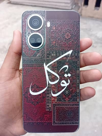 Huawei Nova 10 SE Non Pta 8/256 urgent sale