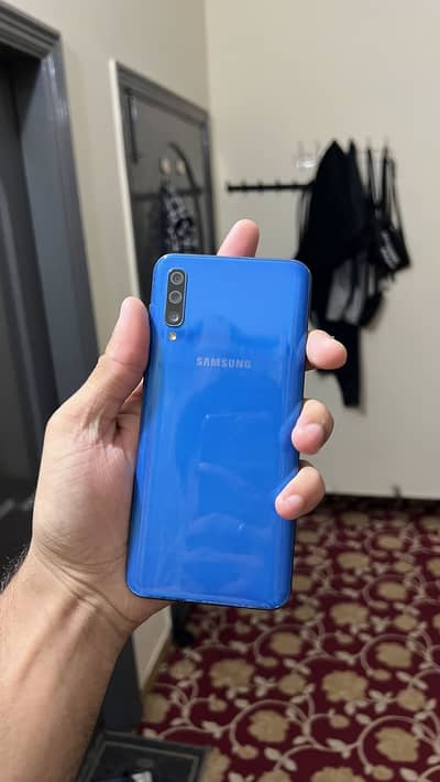 A50 with original display pta approved 4/128gb