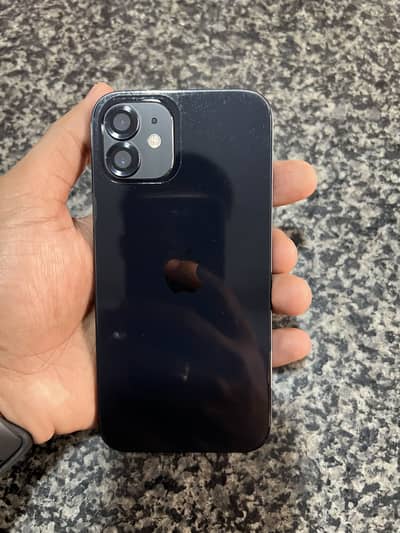 Apple iPhone 12