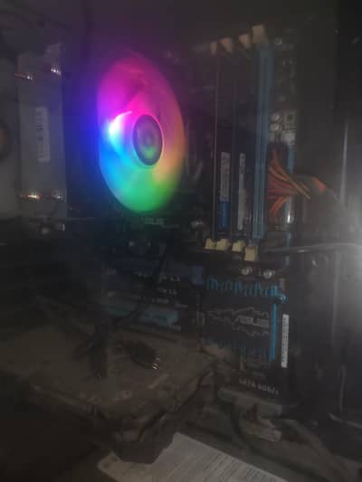 i5 3rd + asus z77 (oc) + 16gb ram 1600mhz stock cooler