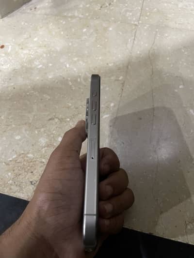 Apple iPhone 15 Pro