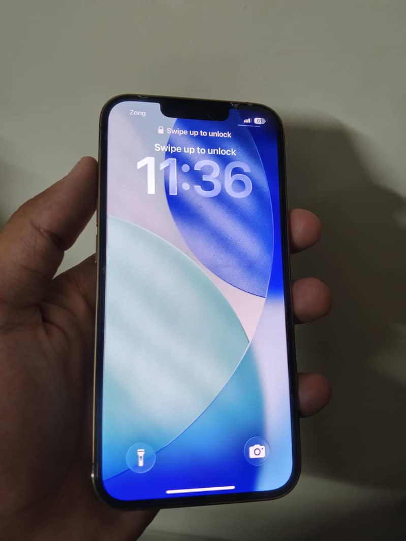 Apple iPhone 13 Pro 3