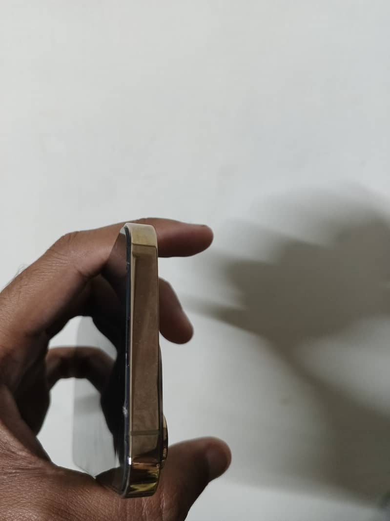 Apple iPhone 13 Pro 5