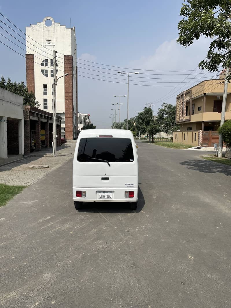 Suzuki Every 5