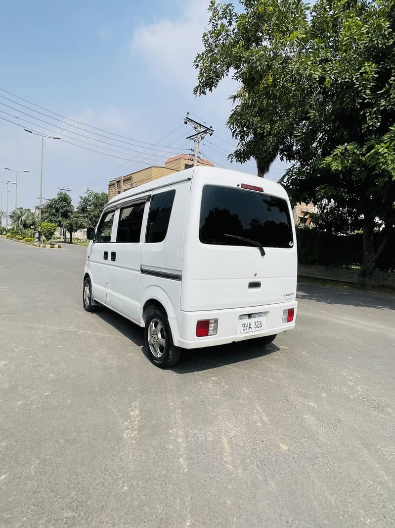 Suzuki Every 7