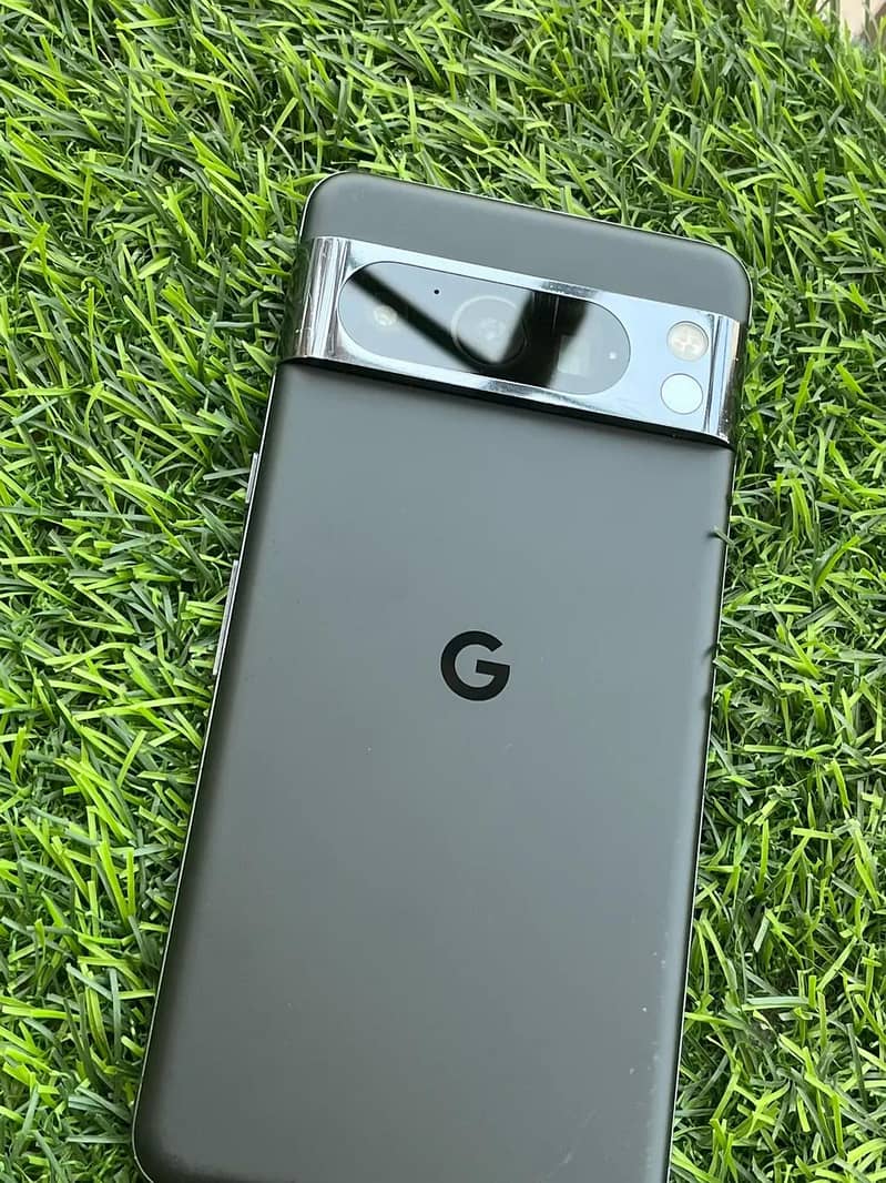 Google Pixel 8 Pro 0