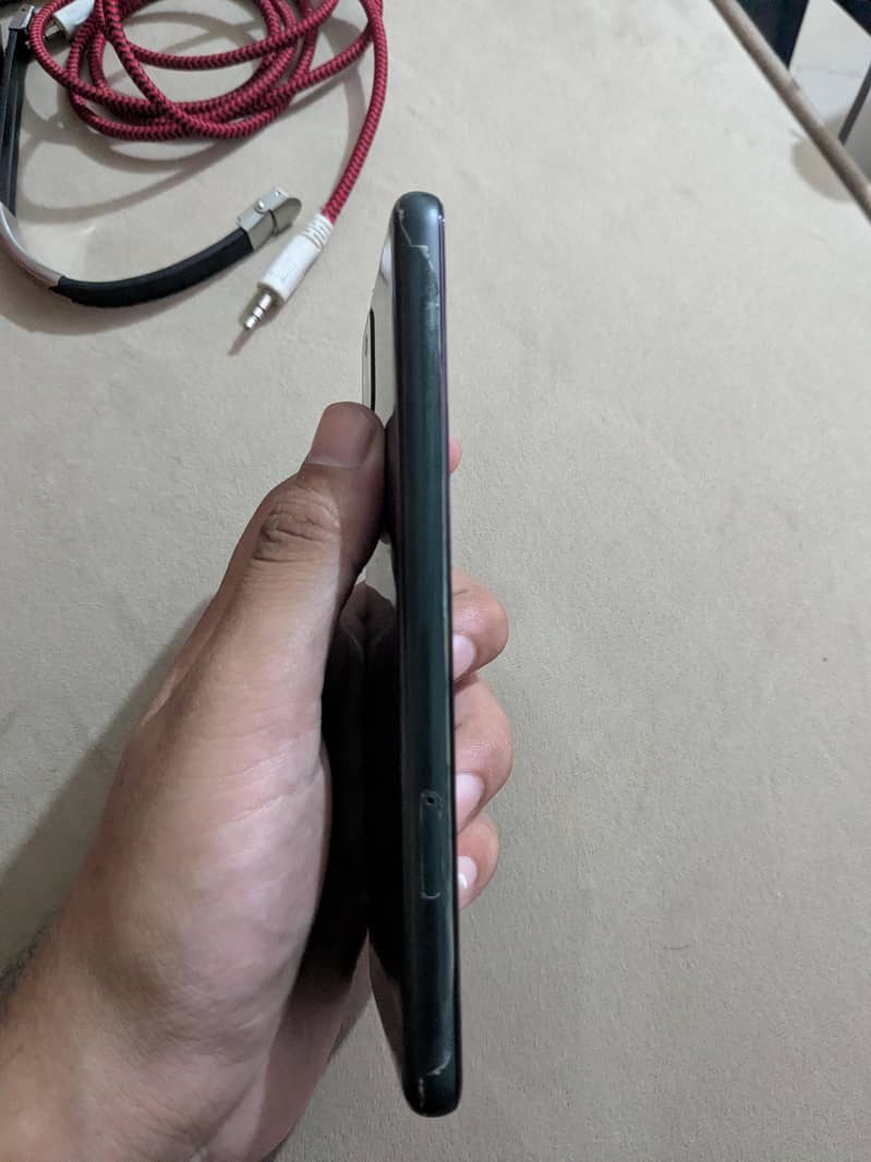 Google Pixel 5a 1