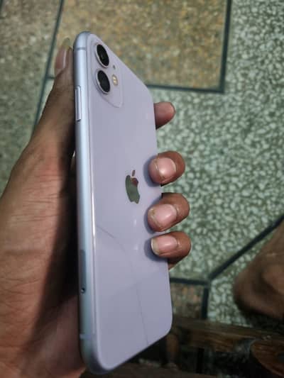 Apple iPhone 11