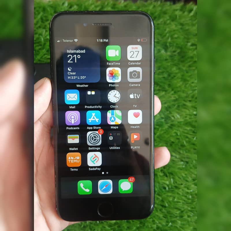 Apple iPhone 7 4