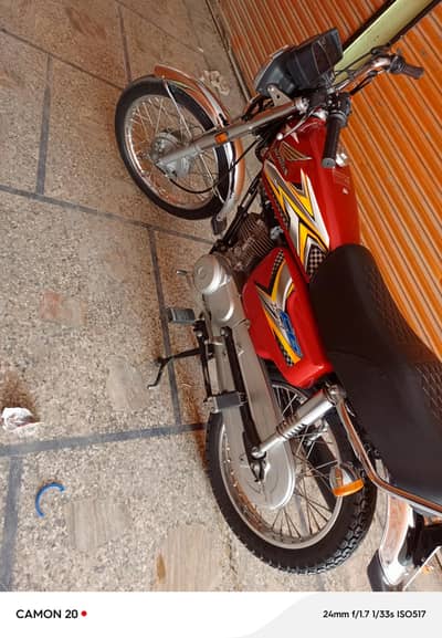 125 bike ha ache halt ma ha  biomatrk mojod ha