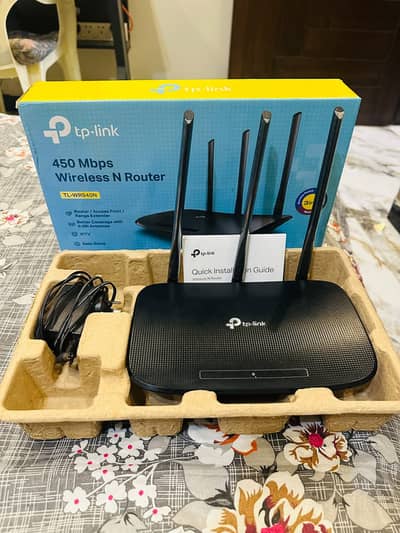 TP-LINK WR940N 450Mbps Wifi Router with Box
