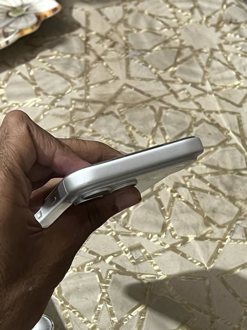 Iphone 17 pro max 5